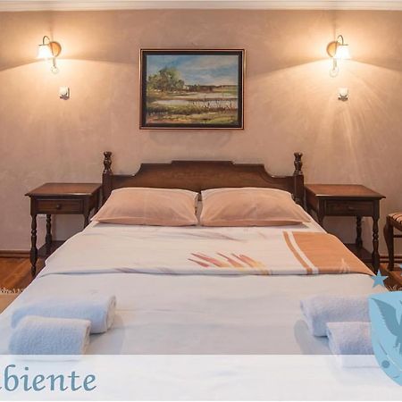 Hotel Ambiente Podgorica Exteriör bild